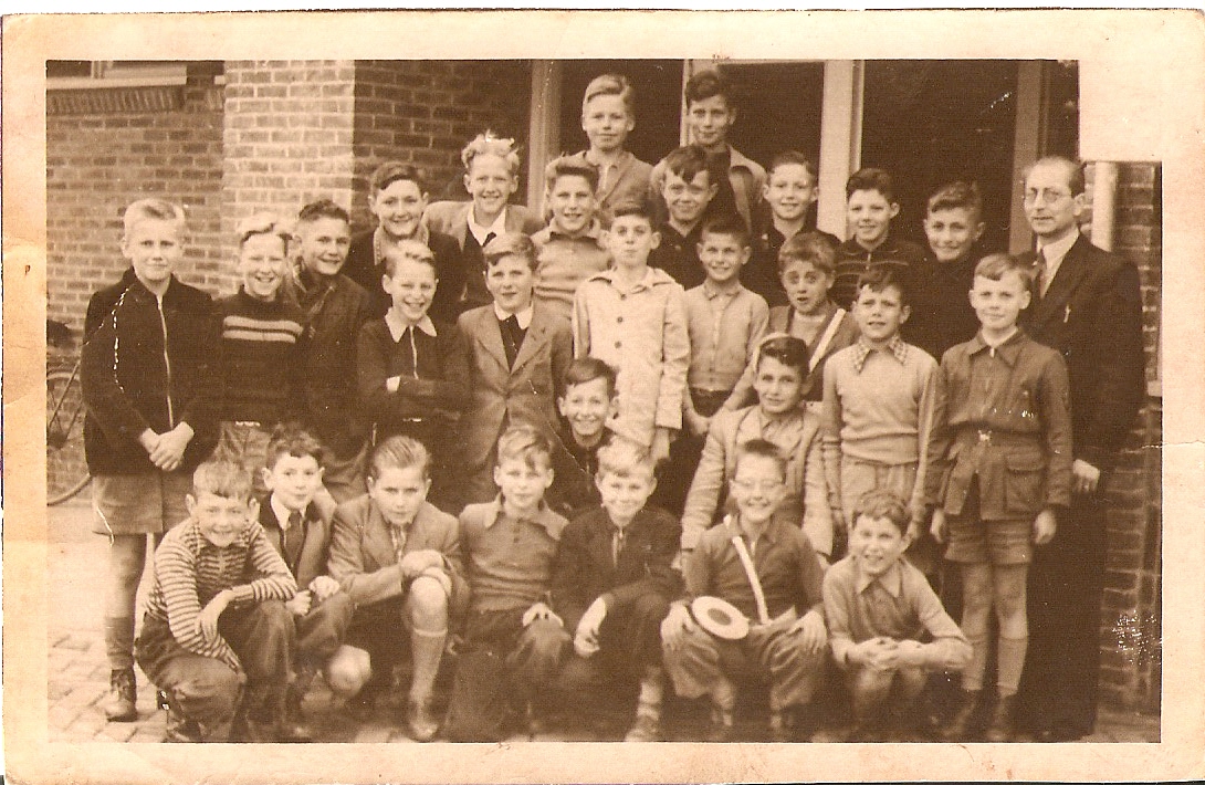 St. Alloysius school foto