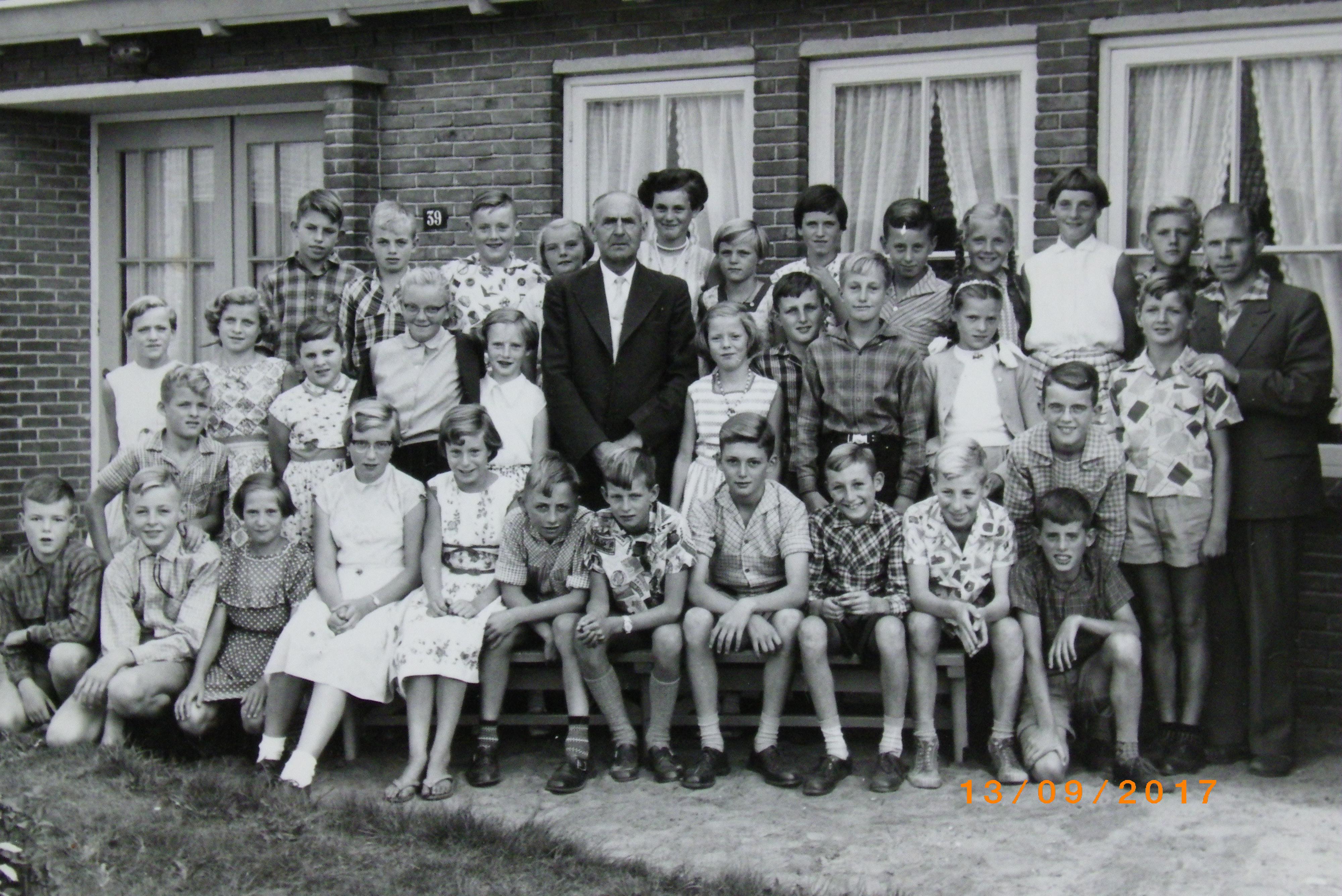 School met de bijbel foto