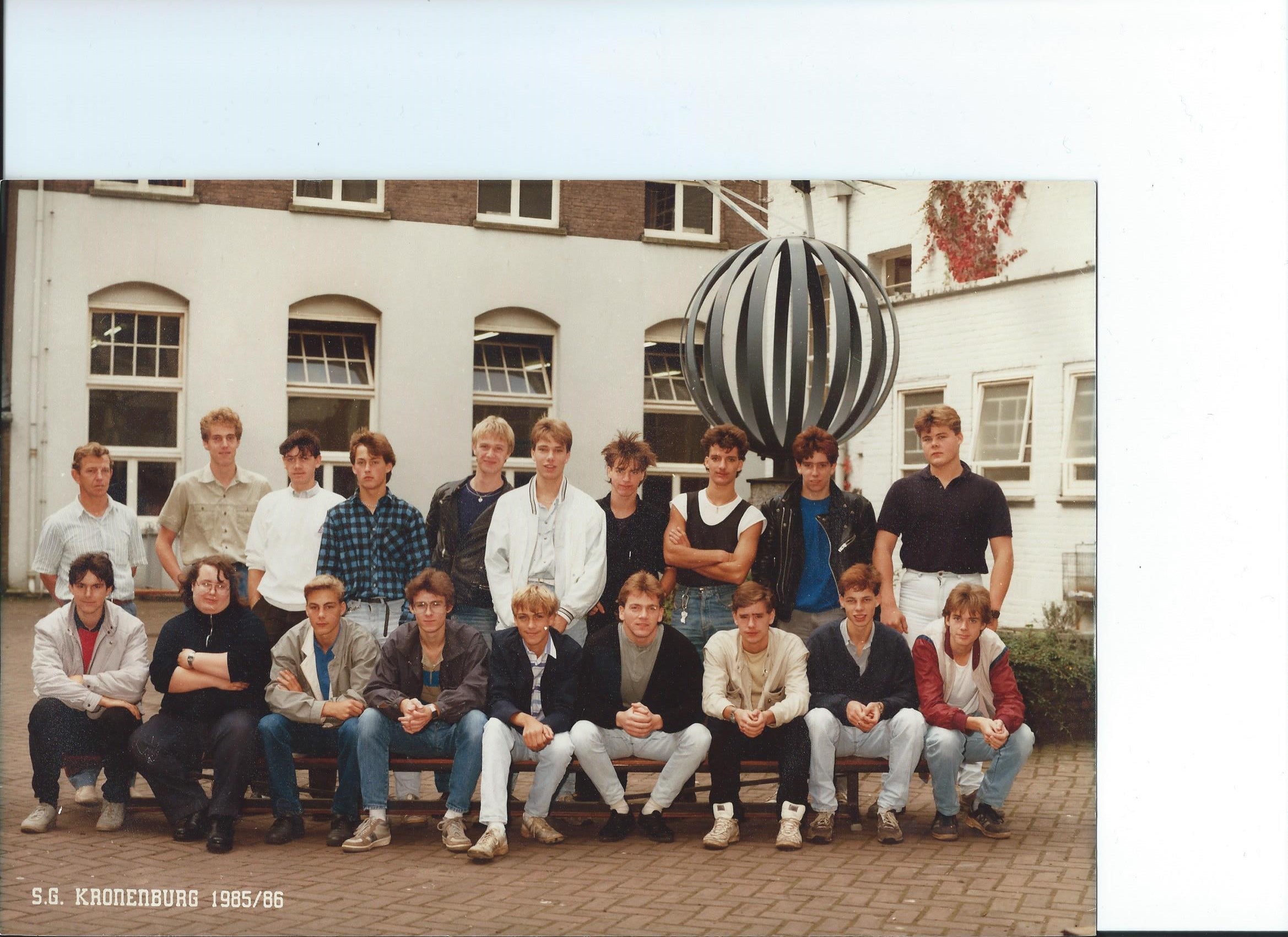 Middelbare School voor Scheepswerktuigkundigen foto