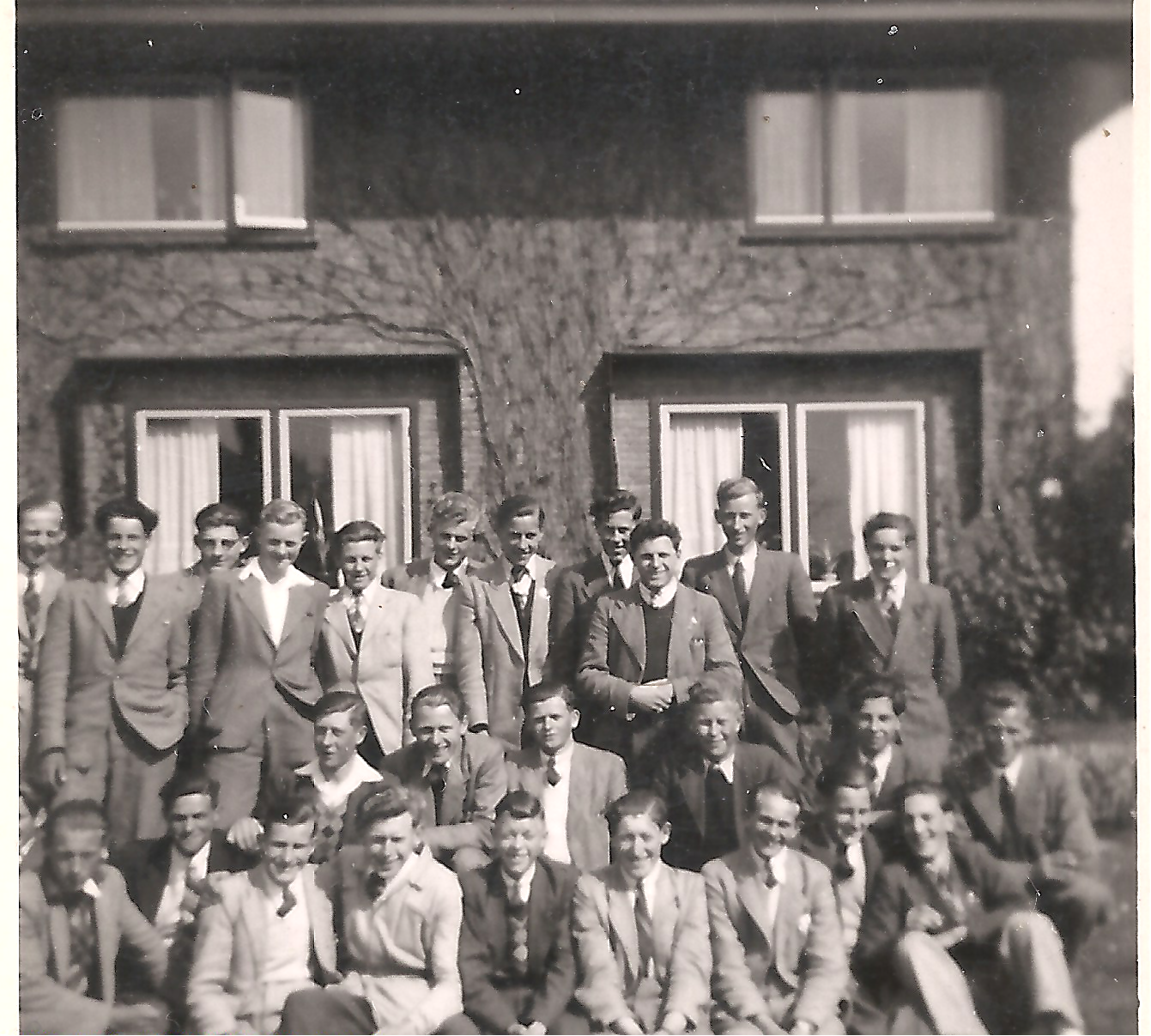 Lagere Tuinbouw School foto