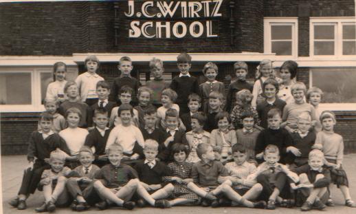 J.C.Wirtz lagere school foto