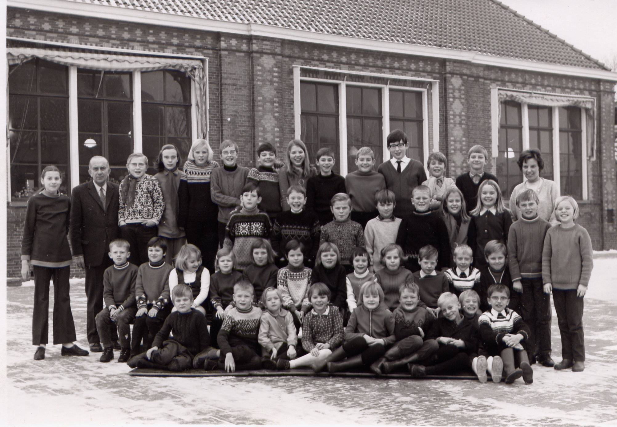 Openbare Lagere School foto