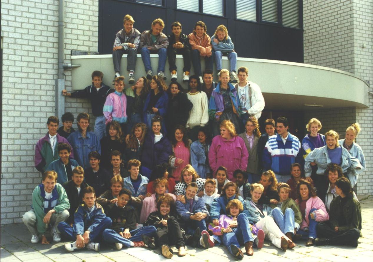 Oscar romero College foto