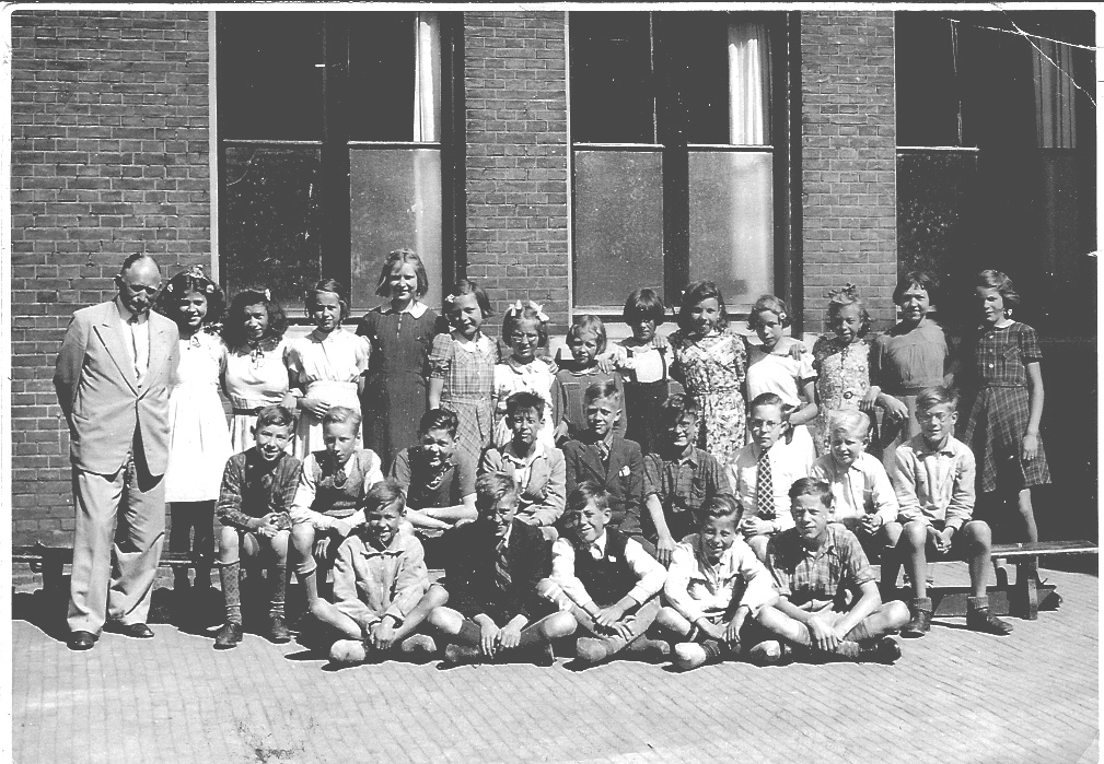 Openbare Lagere School - Zaanstraat foto