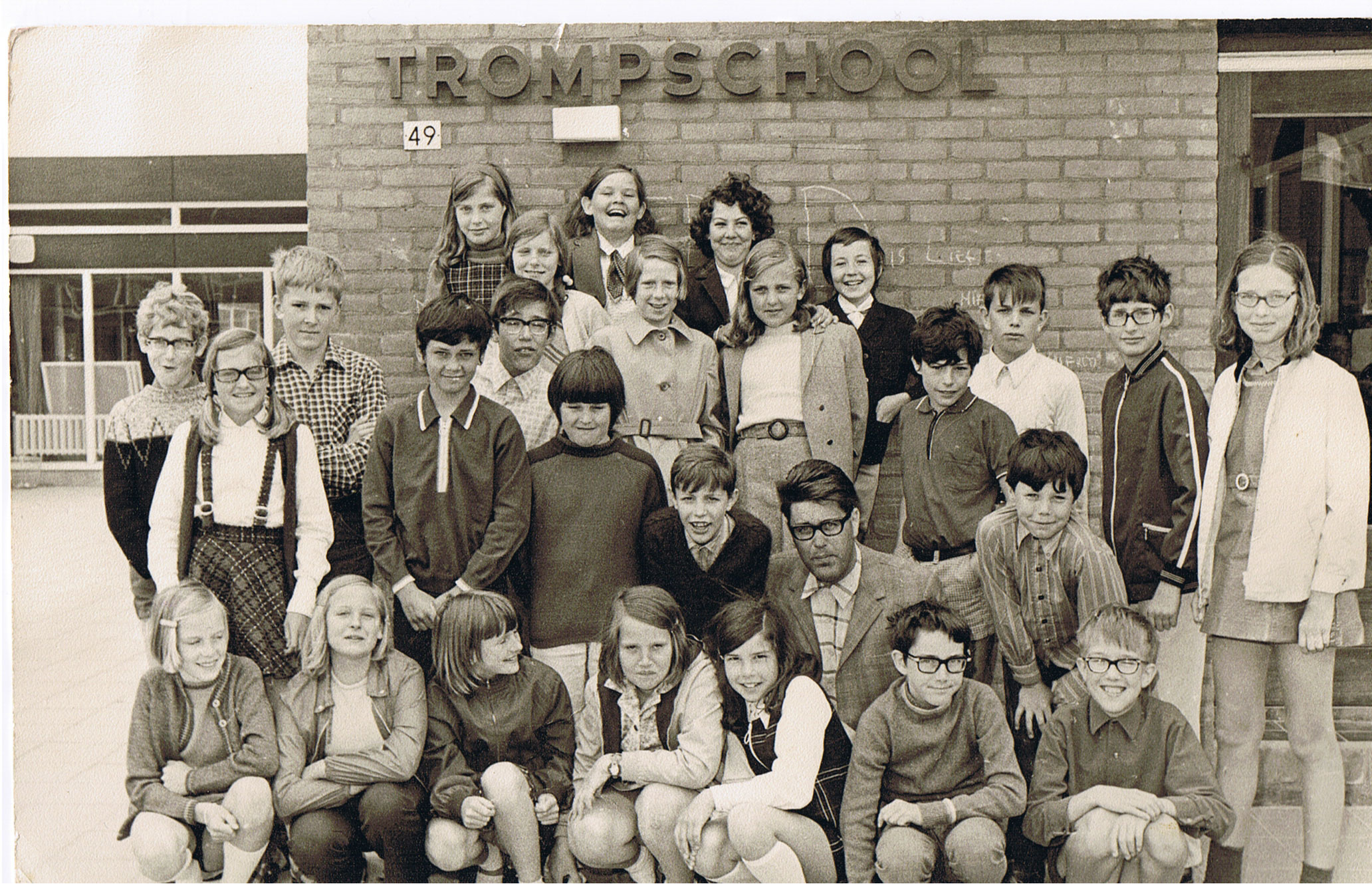 Trompschool (nu opgegaan in De Bron) foto