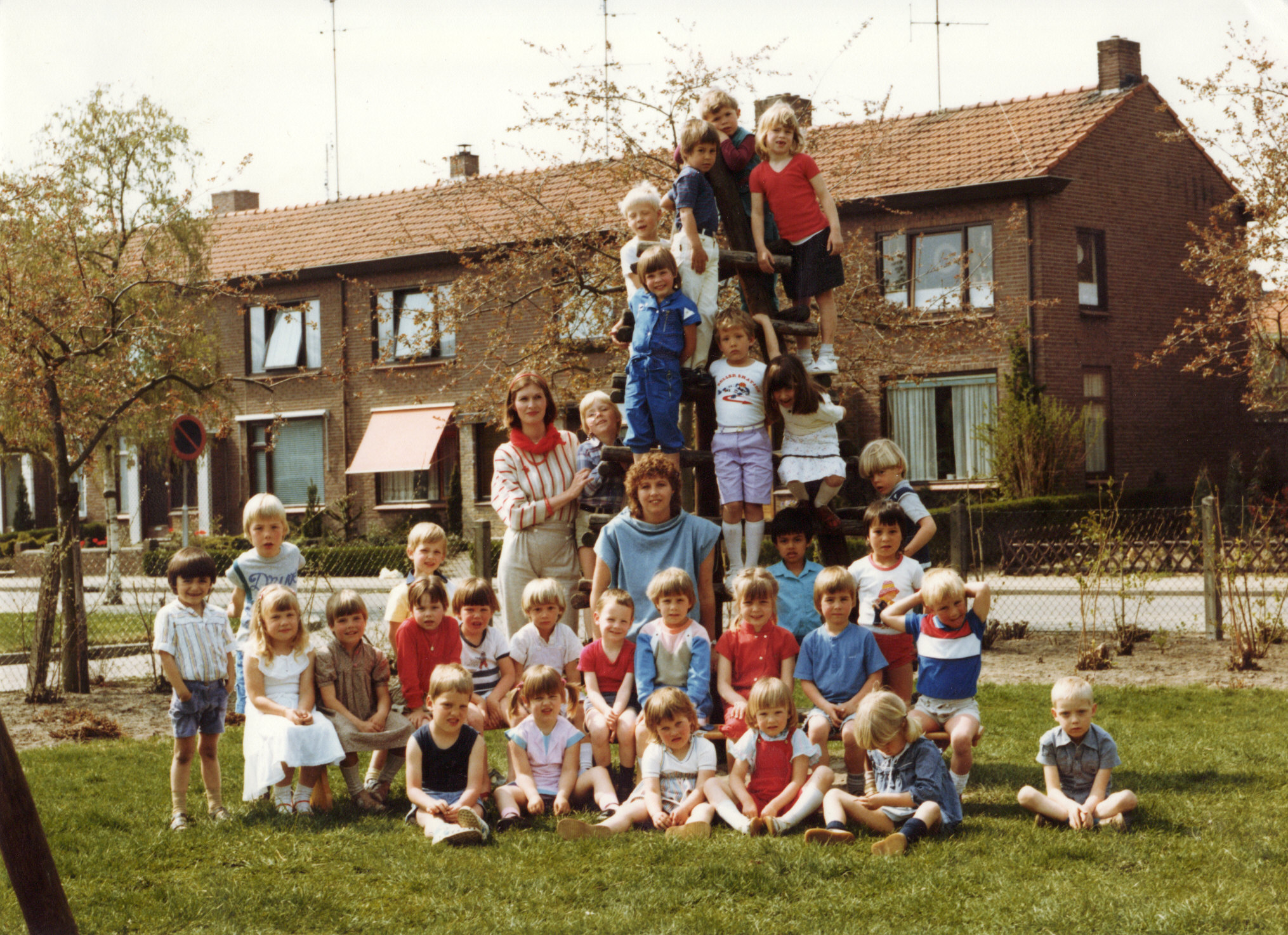 ''t Kwetternest  kleuterschool foto