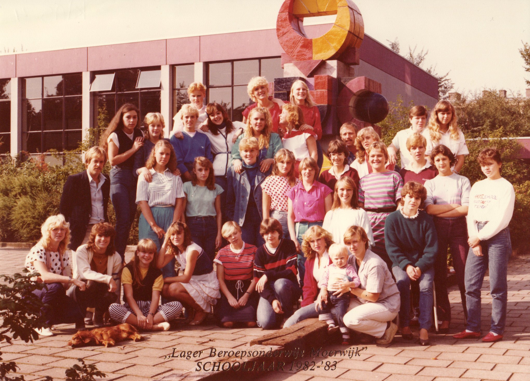 Lager huishoudelijk nijverheid onderwijs foto