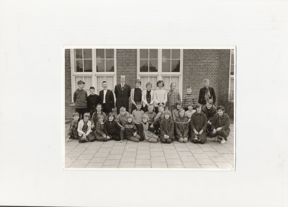 Christelijk Hervormde Lagere School foto