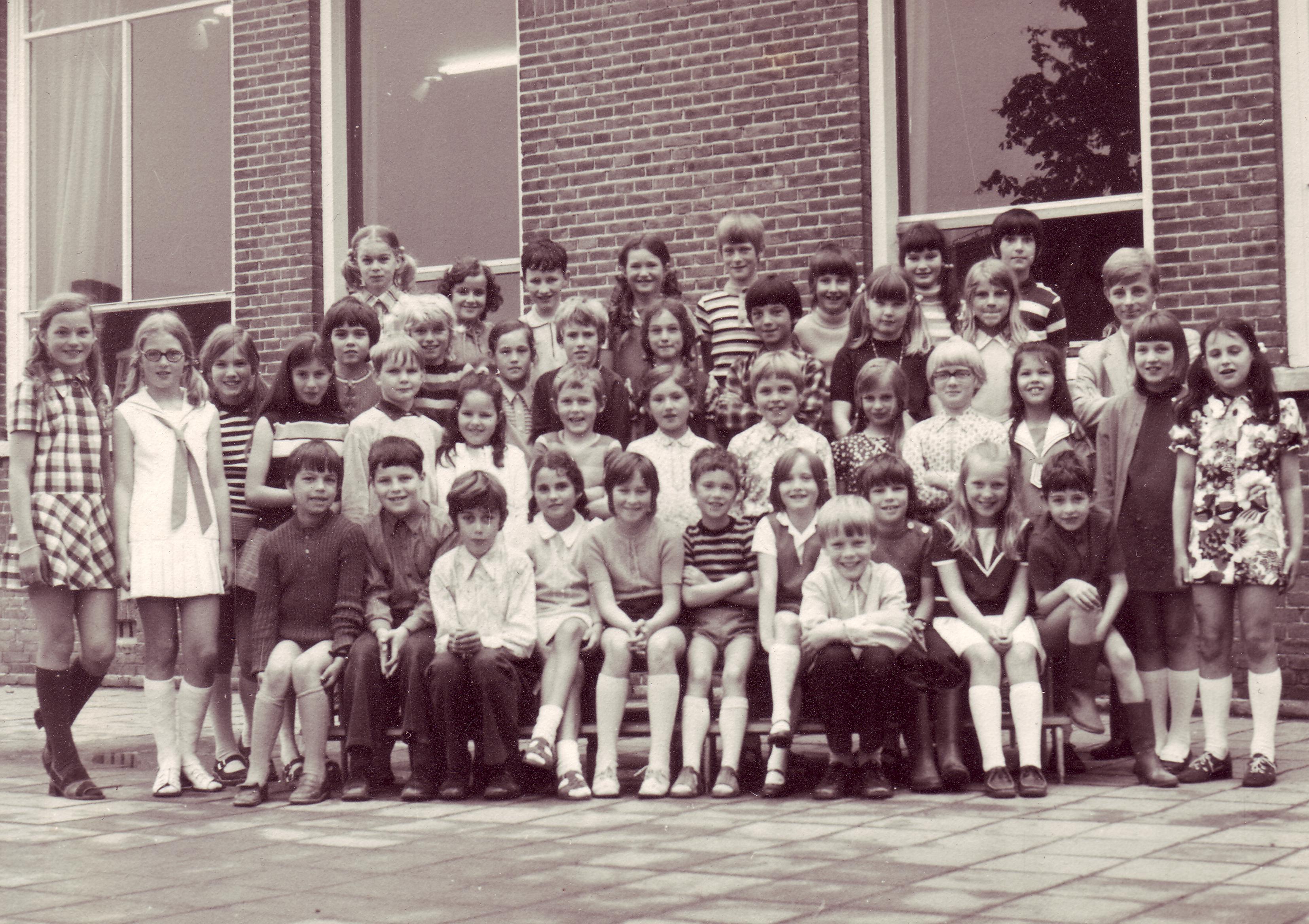 St Isidorus School foto