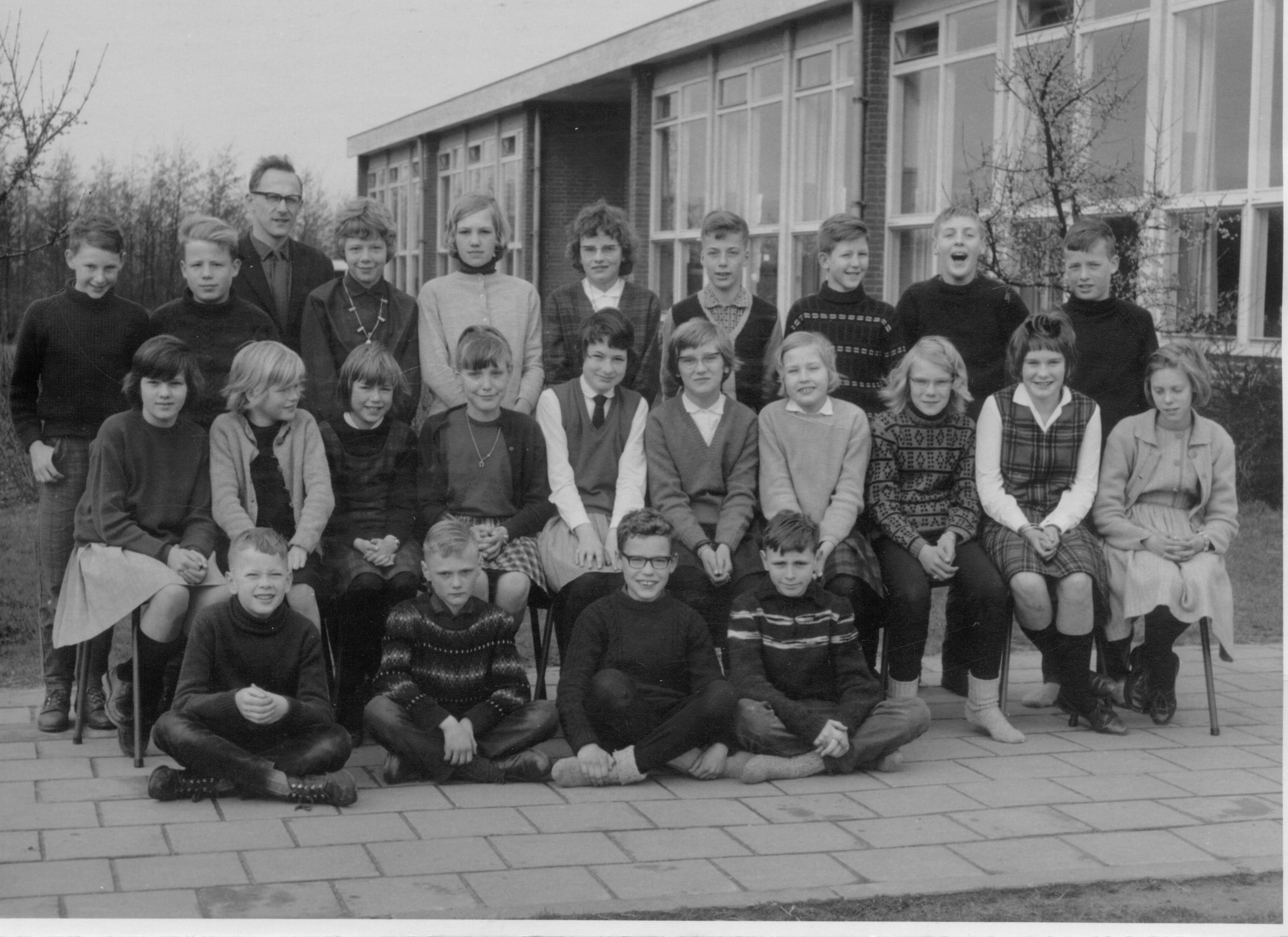 Openbare lagere school foto