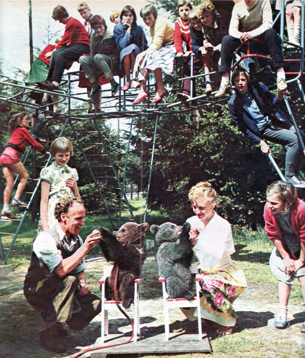 Dr. D. Herderschee/ Kooleschool voor meisjes foto