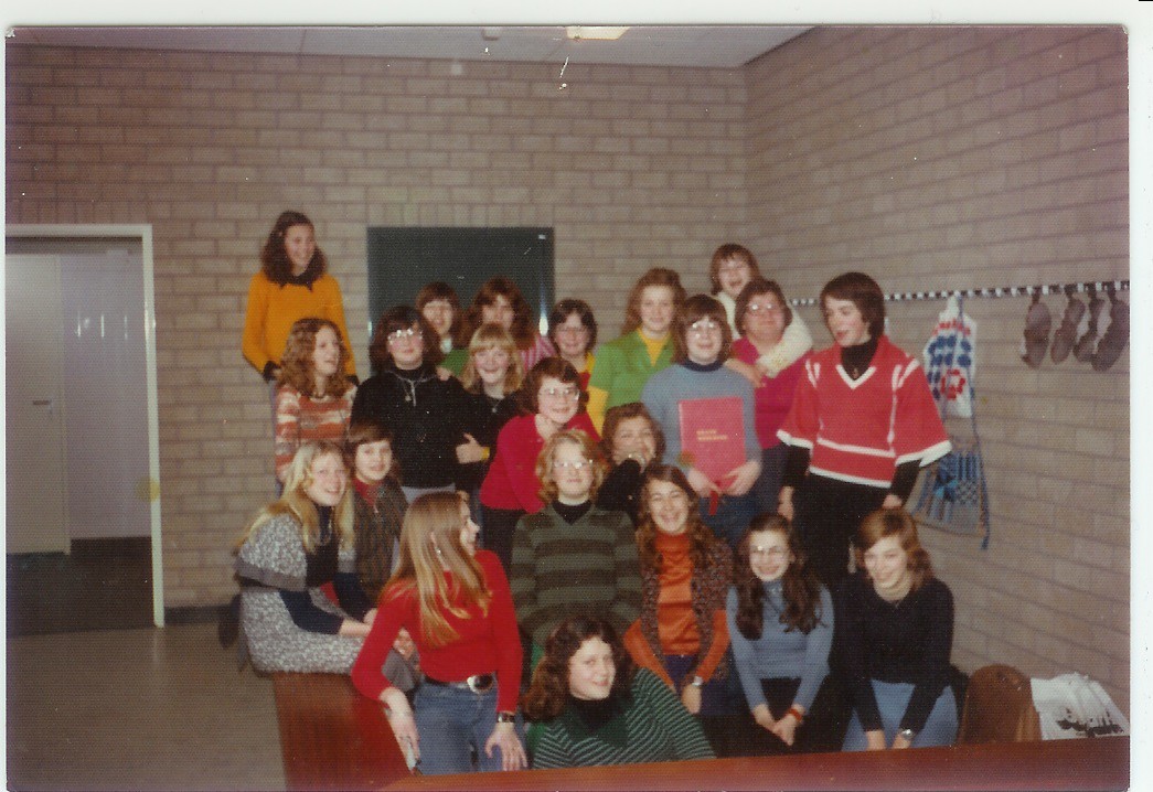 R.K  huishoud en nijverheidsonderwijs 'Maria foto