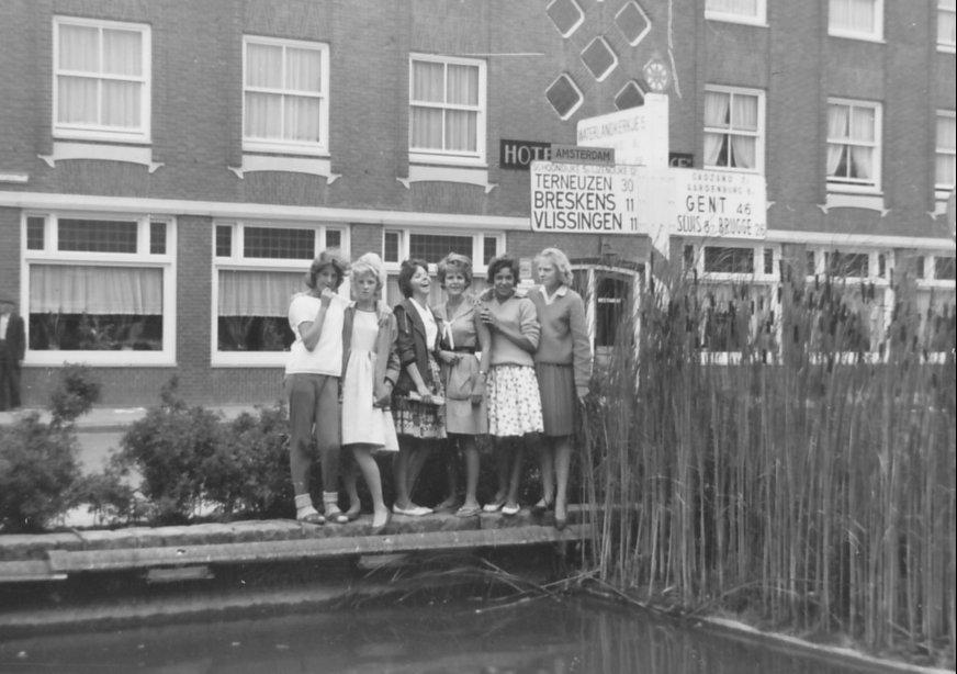 Gemeentelijke Industrie- en Huishoudschool foto