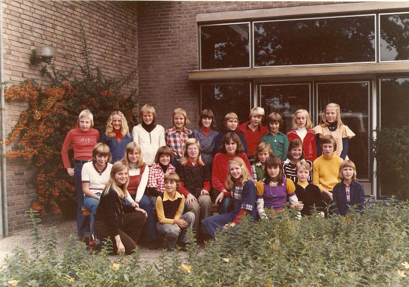 R.K. School voor H.N.O. foto