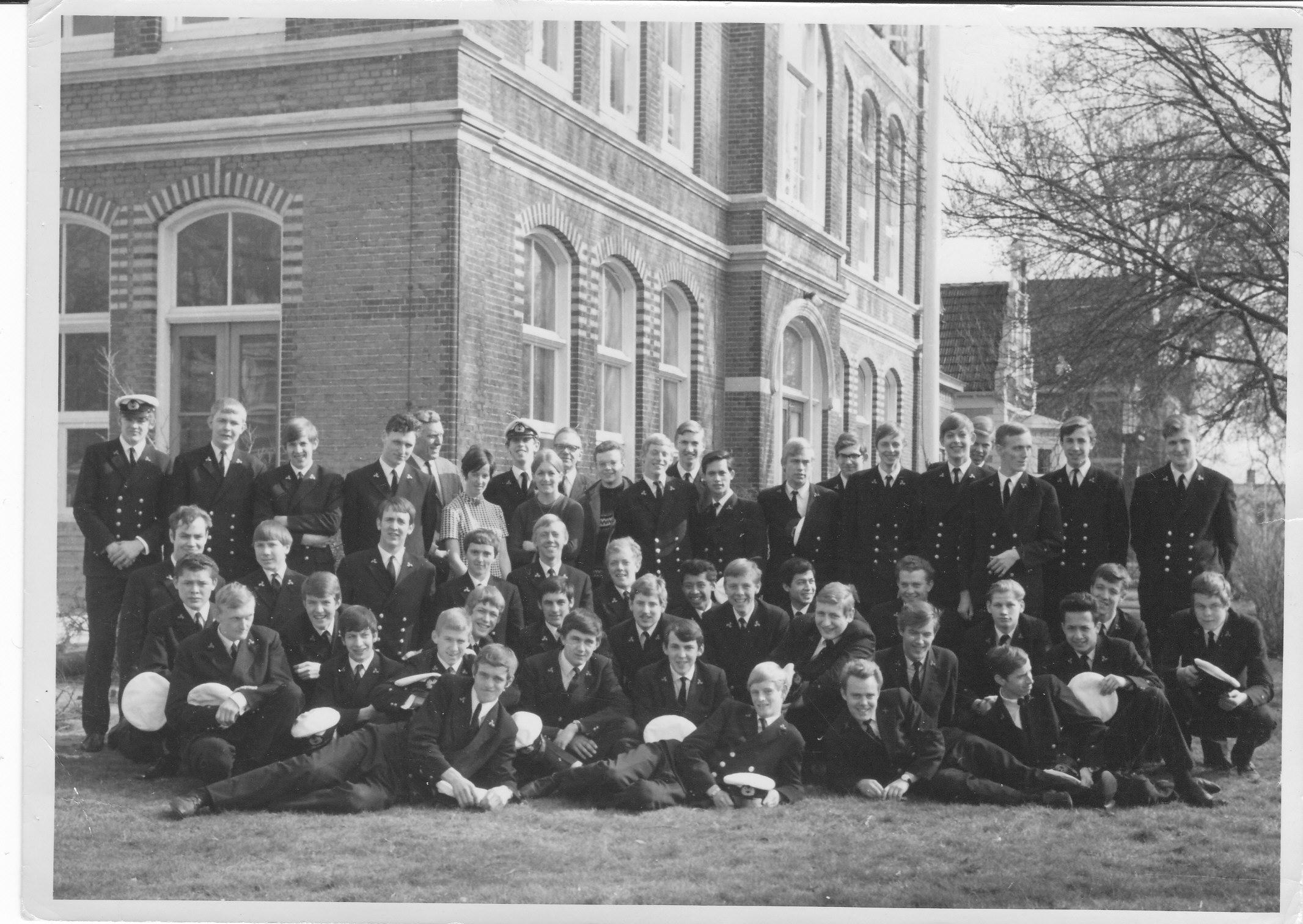 Middelbare School Voor Scheepswerktuigkundigen foto