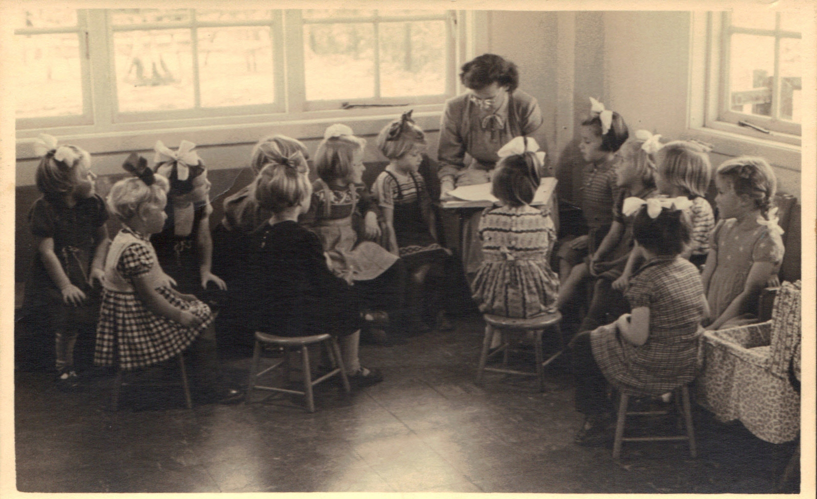 Openbare en Chr. kleuterschool foto