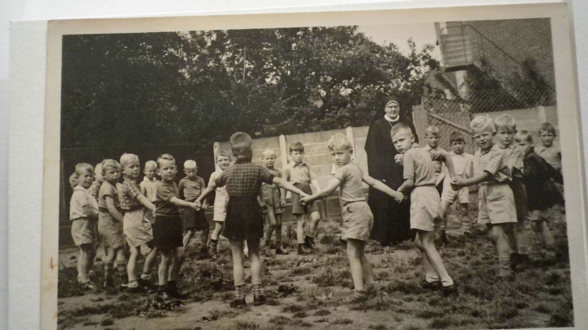 Bewaarschool ( de tegenwoordige kleuterschool ) foto