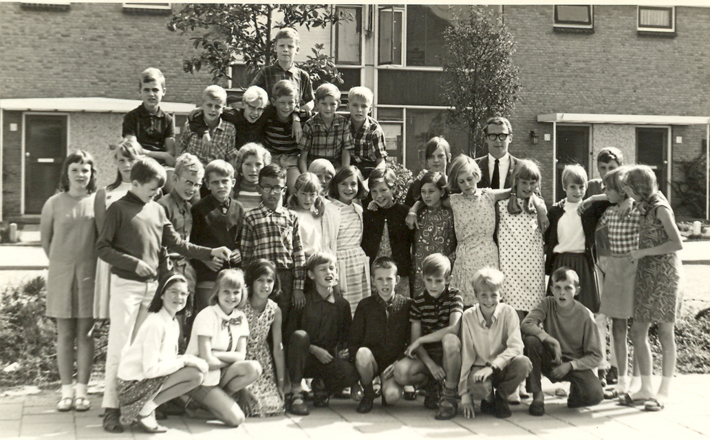 Bernadette Basisschool (voorheen pius..) foto