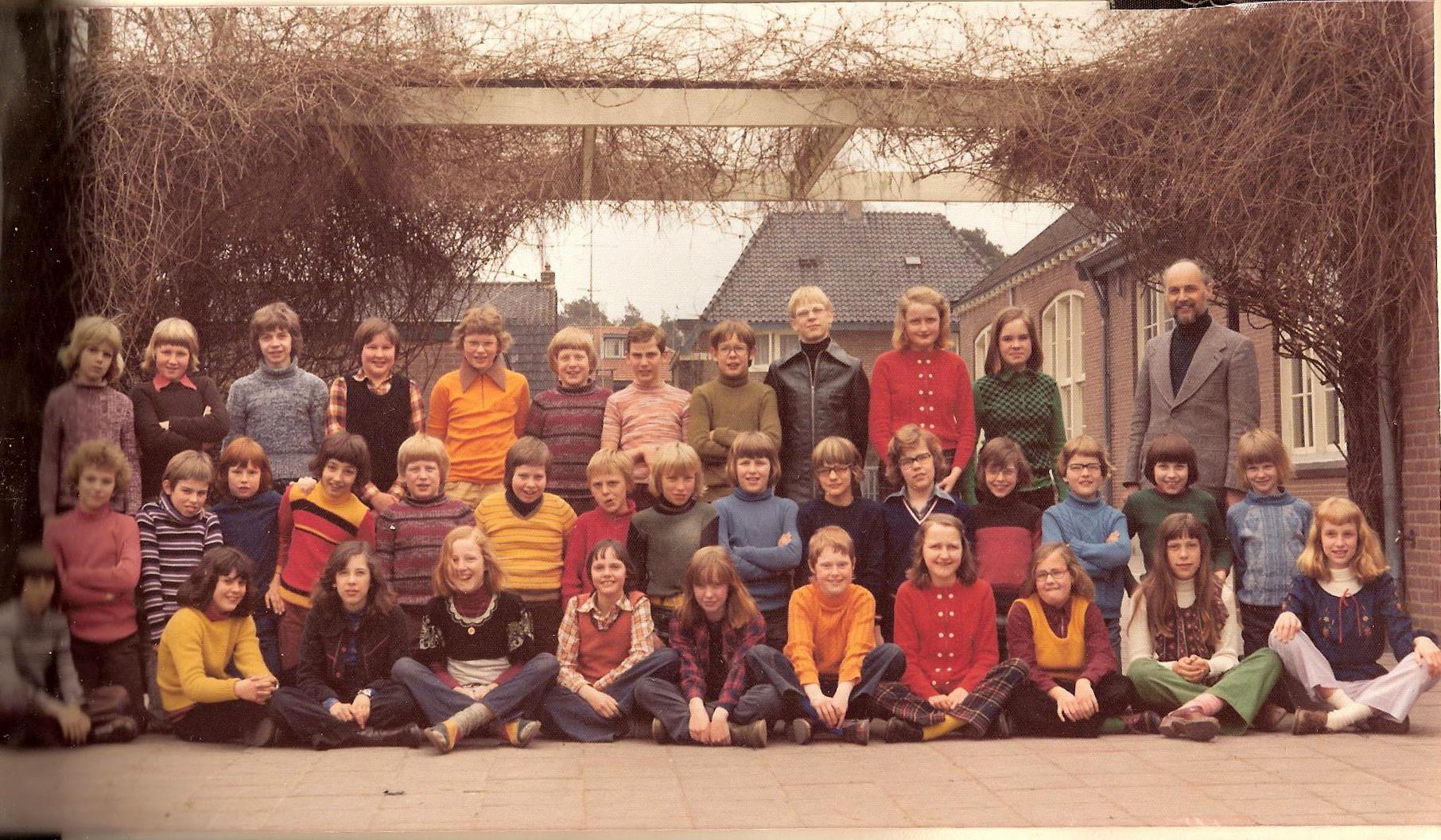 School met de Bijbel foto