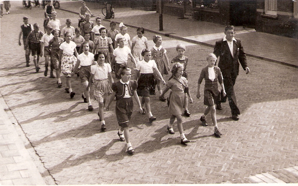 Notter School Met De Bijbel foto