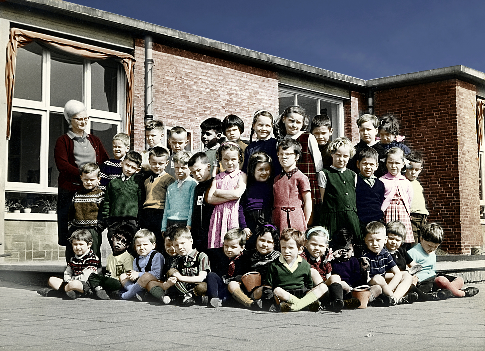 wethouder Lydie Plate-school (kleuterschool) foto