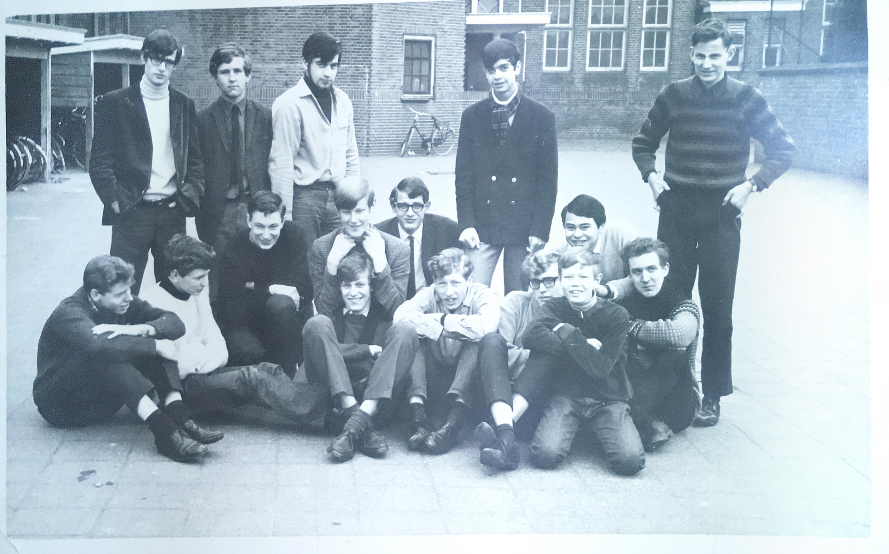 R.K. School voor Uitgebreid Lager onderwijs foto