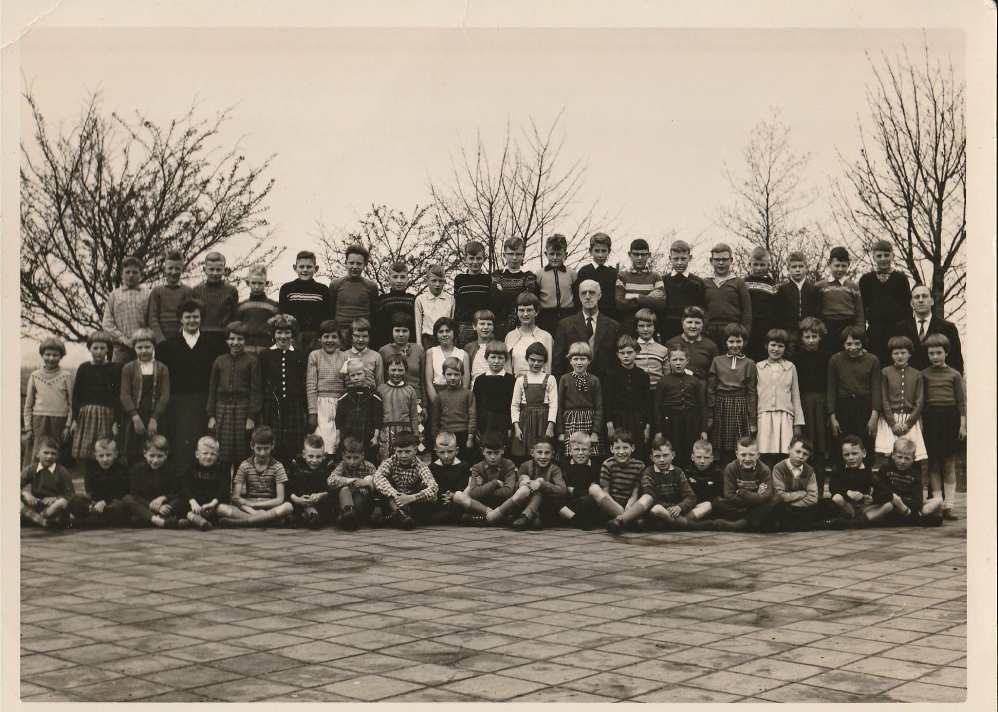 Openbare Lagere School foto