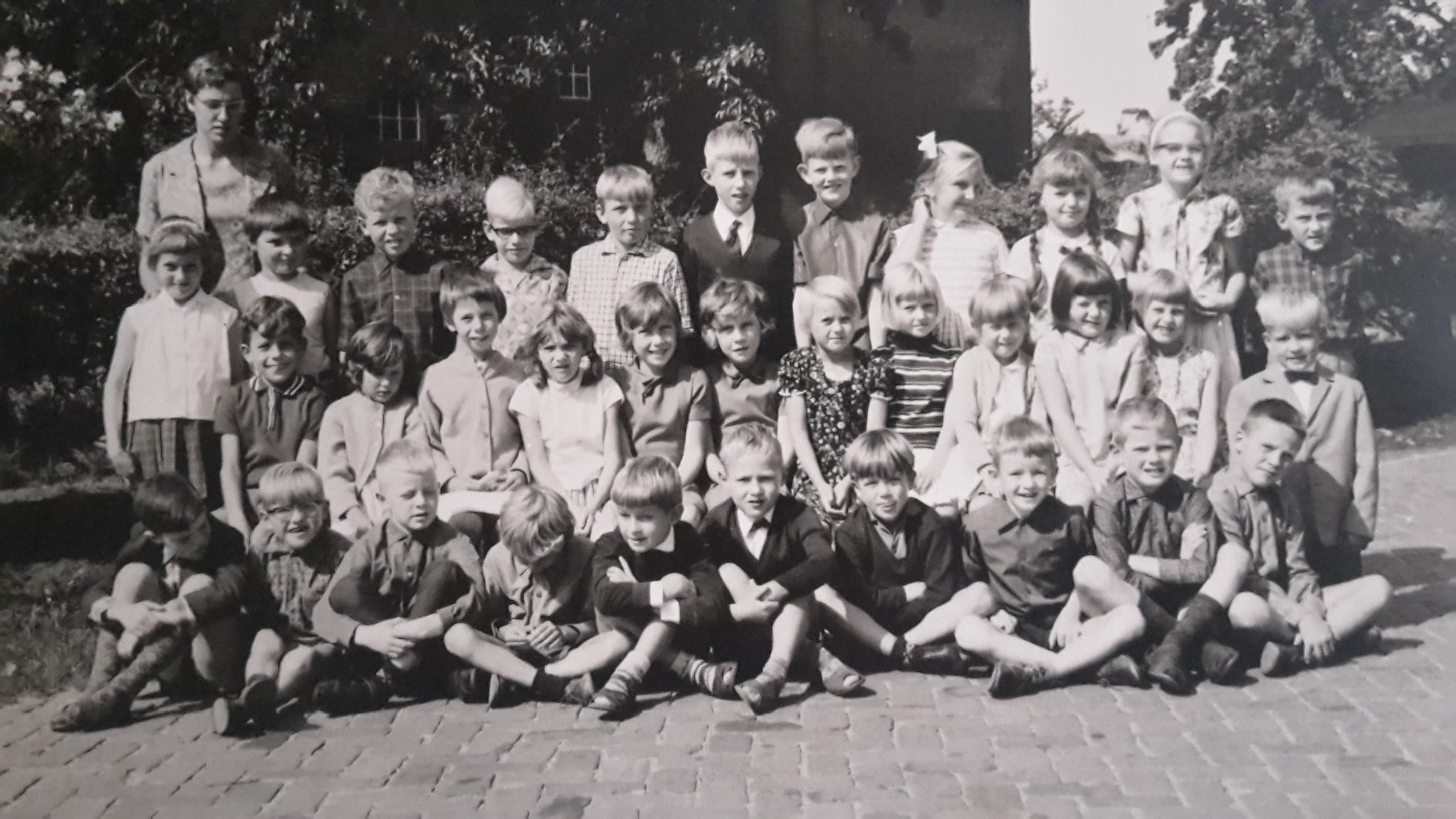 Christelijke school met de Bijbel foto