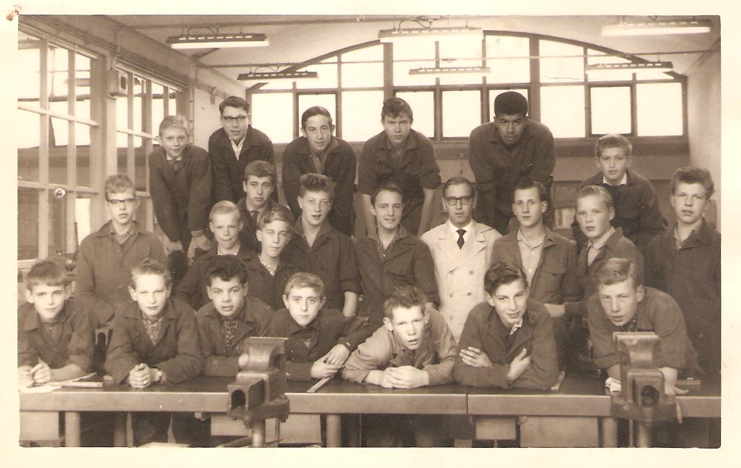 Lagere Technische School foto