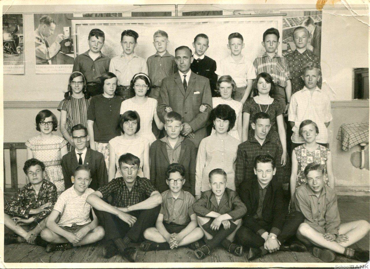 Koningin Wilhelminaschool foto